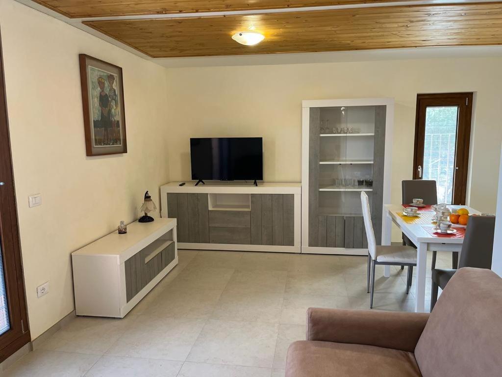 Perla Top Floor Apartment Sirmione Exterior foto